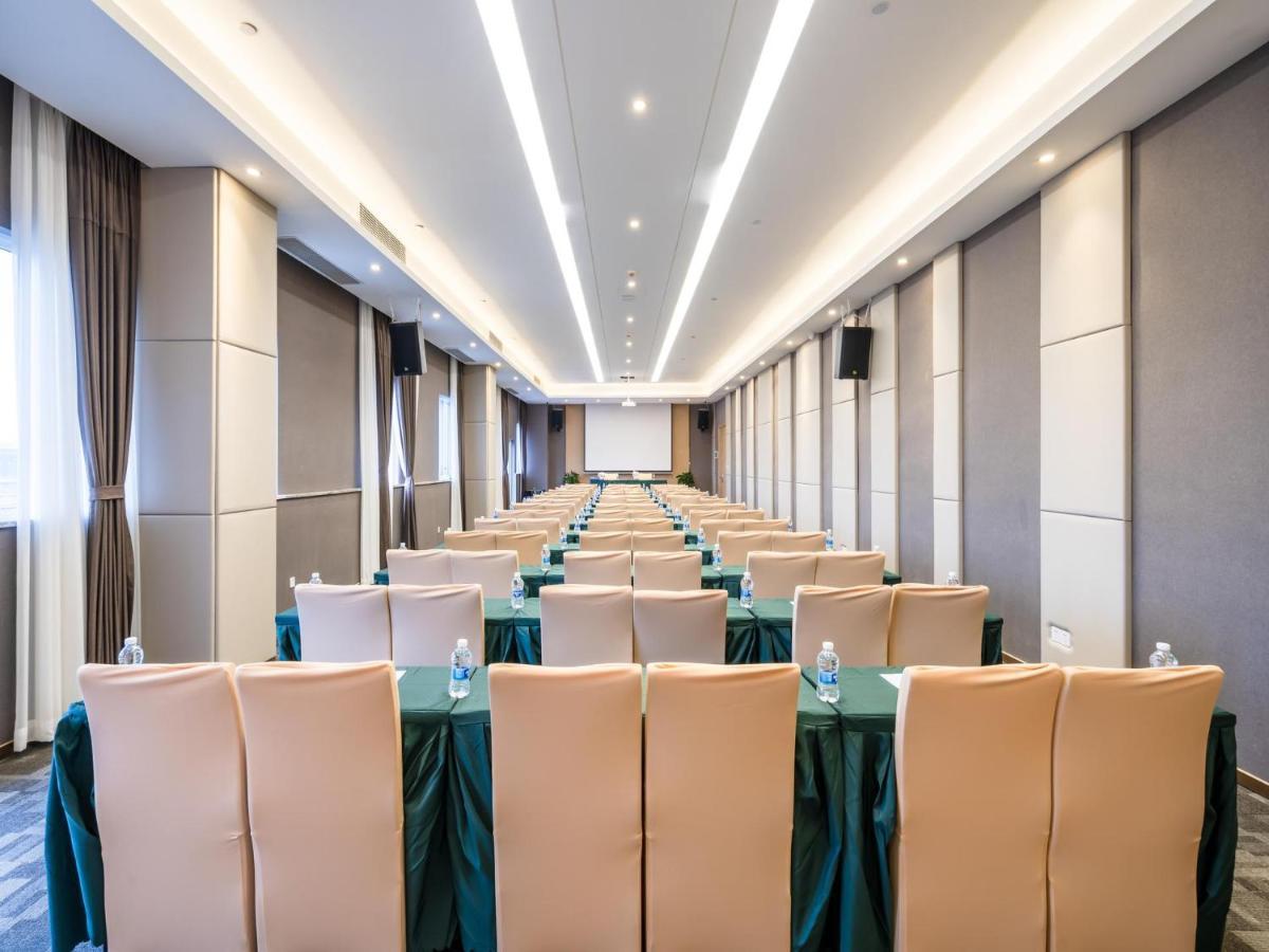 Lavande Hotel Luzhou Wanda Plaza Southwest Commercial City Exterior foto
